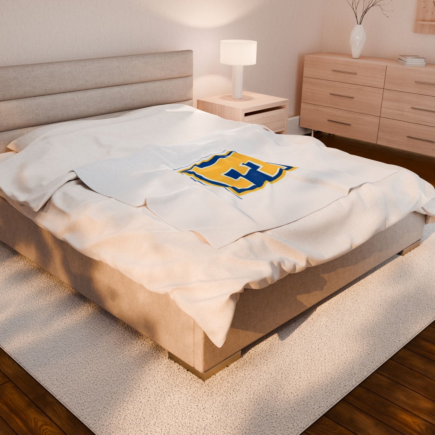 Minneapolis Edison Tommies Cozy Velveteen Plush Blanket