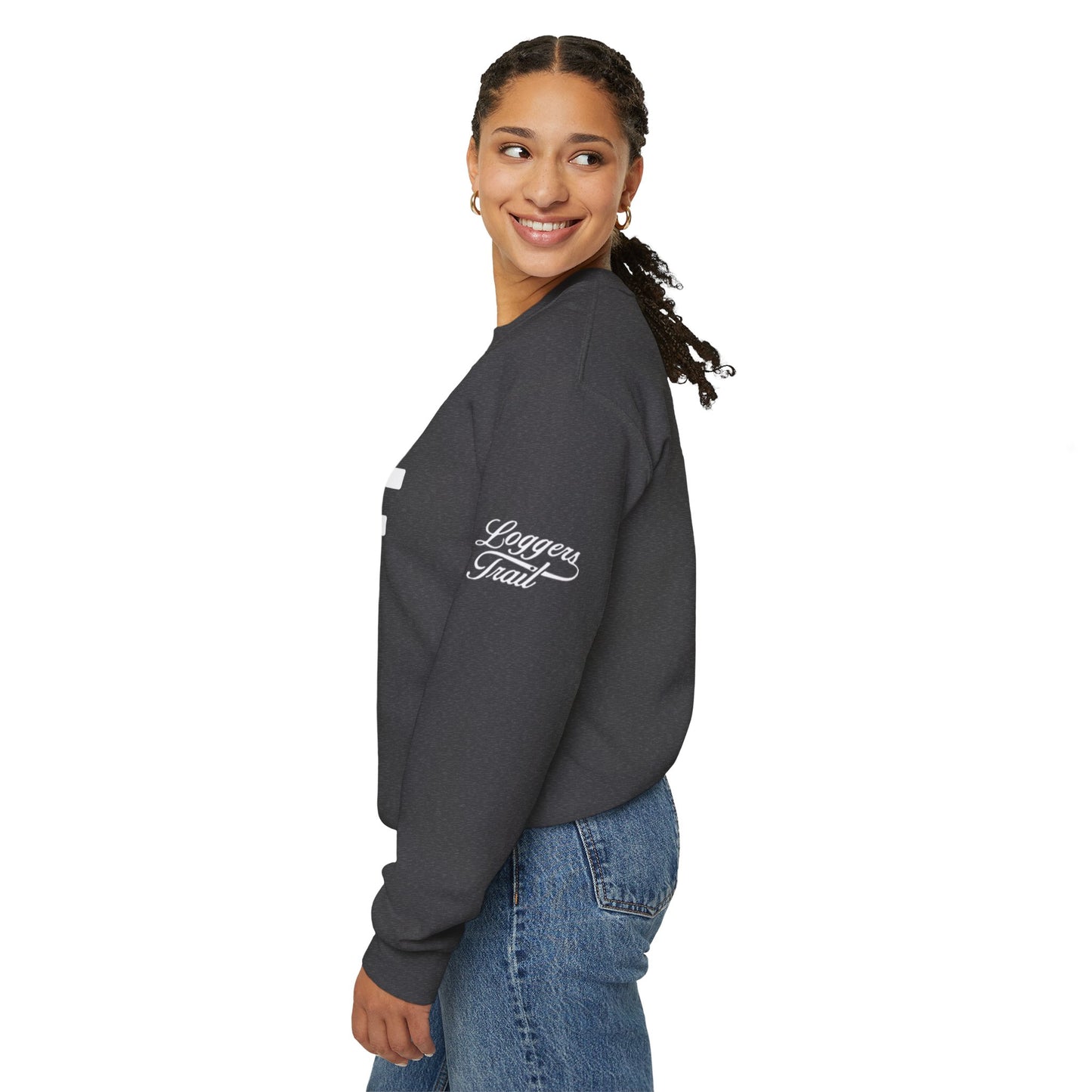 Embroidered Golf Crewneck Sweatshirt — Minimalist Bold Logo Pullover for Golfers