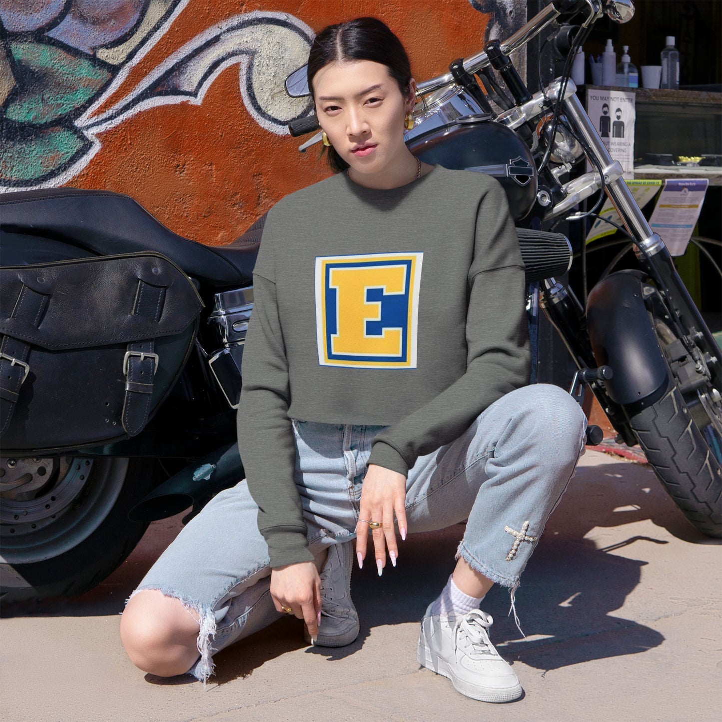 Minneapolis Edison Tommies Cropped Sweatshirt for Women - Trendy & Fun