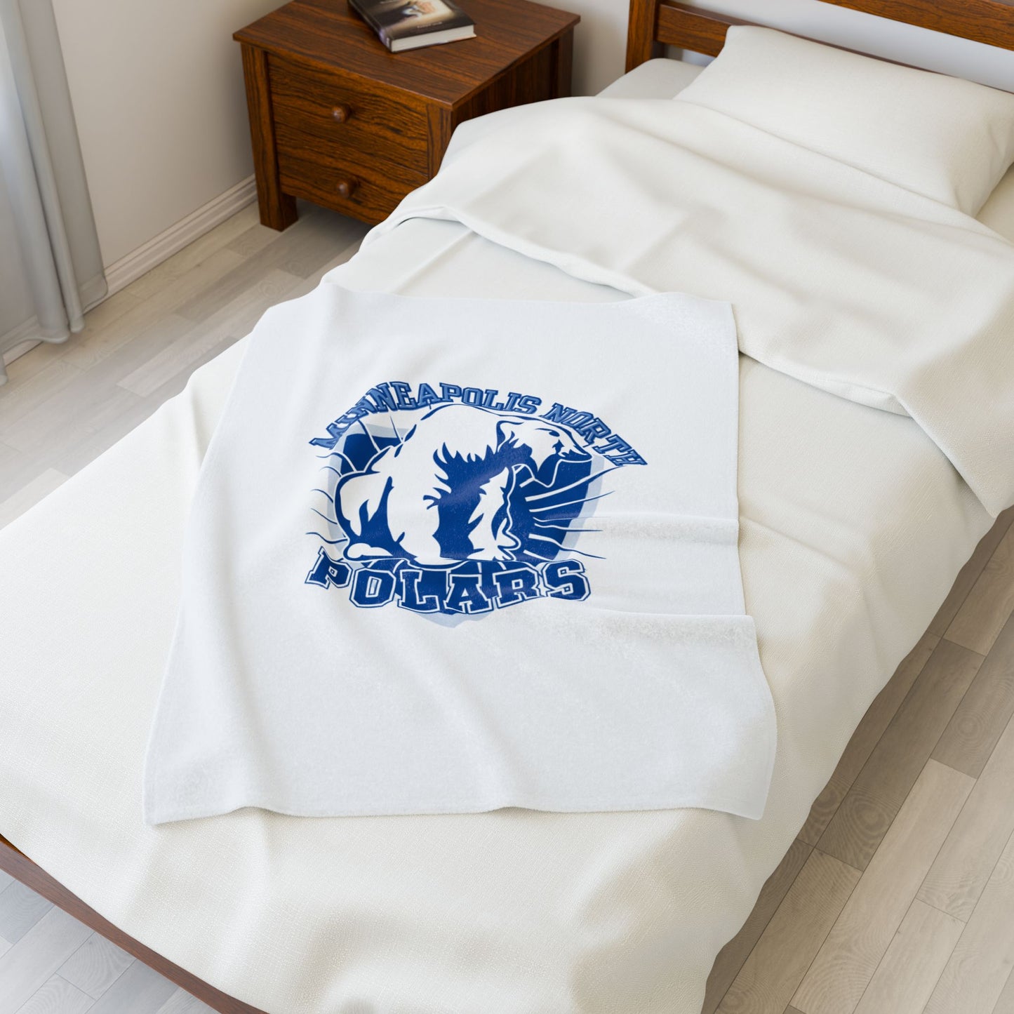 Cozy Minneapolis North Polars Plush Blanket - Soft Fleece for Winter Nights, Great Gift for Holidays