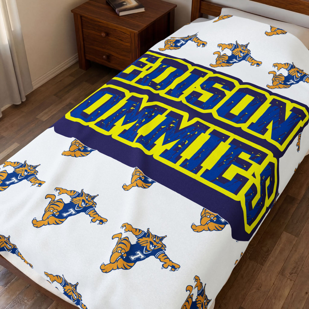 Minneapolis Edison Tommies Cozy Velveteen Plush Blanket