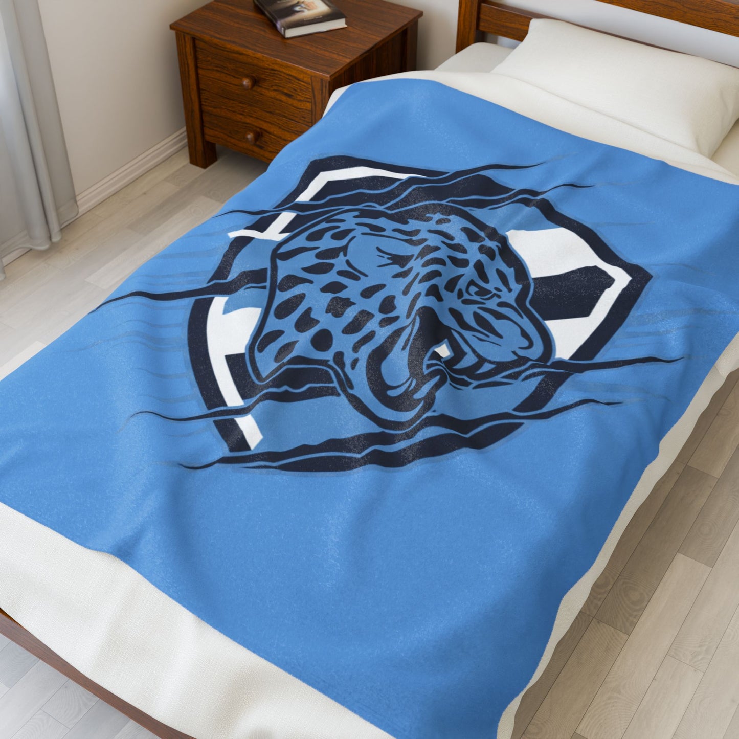 Bloomington Jefferson Jaguars Cozy Velveteen Plush Blanket - Perfect for Relaxation and Home Decor