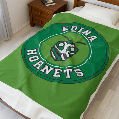 Edina Plush Blanket - Cozy Home Decor for Comfort and Warmth