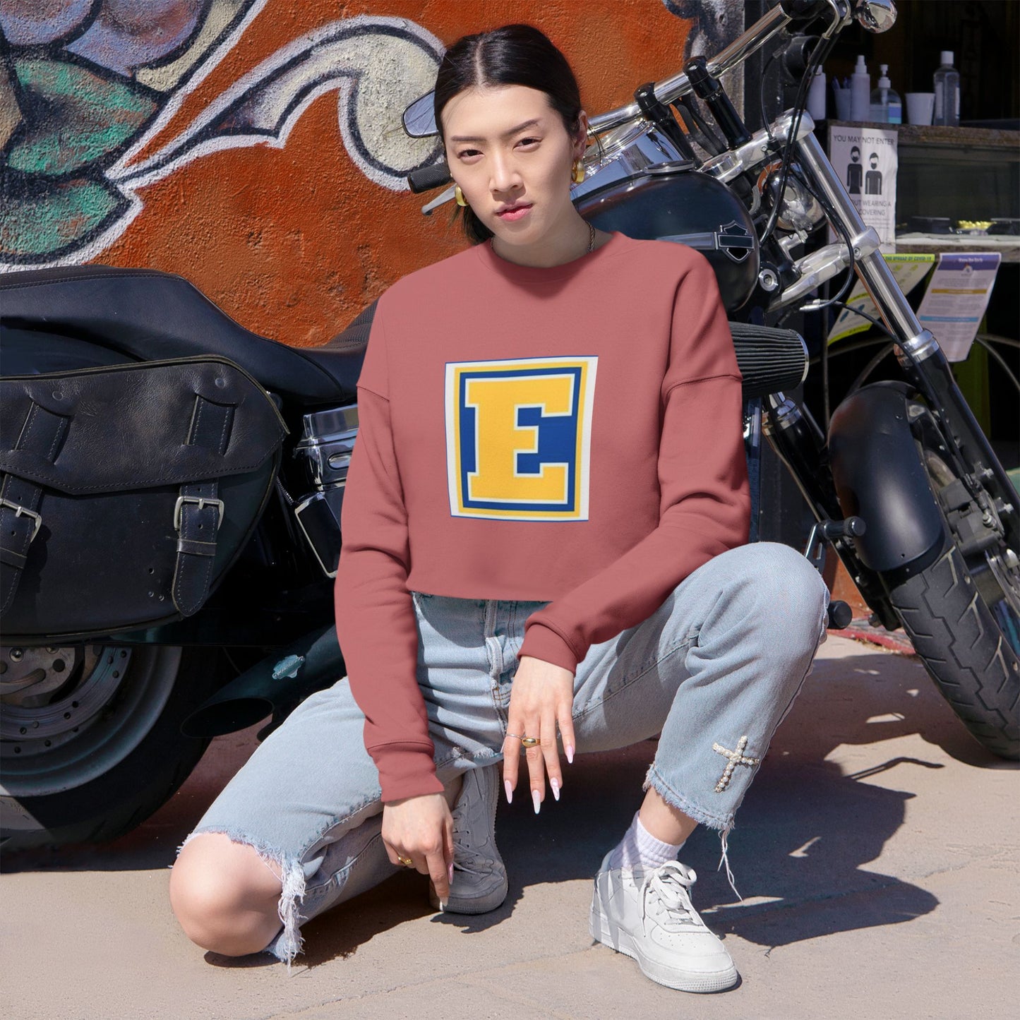 Minneapolis Edison Tommies Cropped Sweatshirt for Women - Trendy & Fun