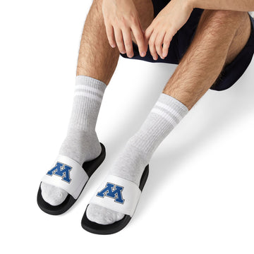 Minnetonka Skippers Men's Removable-Strap Sandals - Stylish Comfort for Game Day