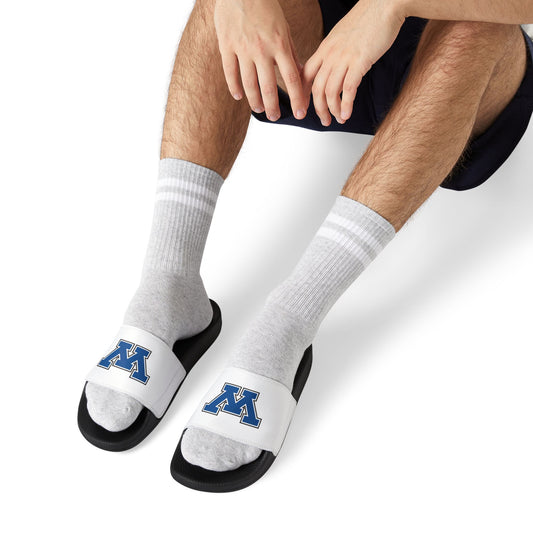 Minnetonka Skippers Men's Removable-Strap Sandals - Stylish Comfort for Game Day